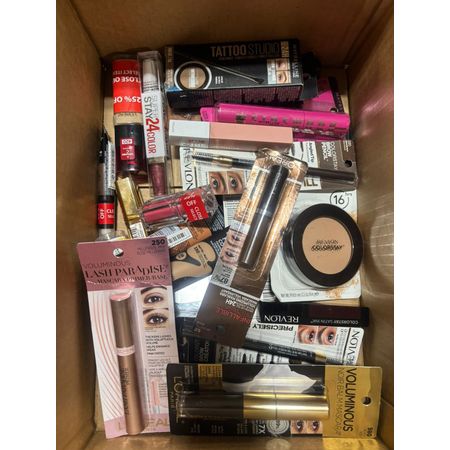 Assorted premium cosmetics grade A 25 piece bulk lot collection of quality makeup products