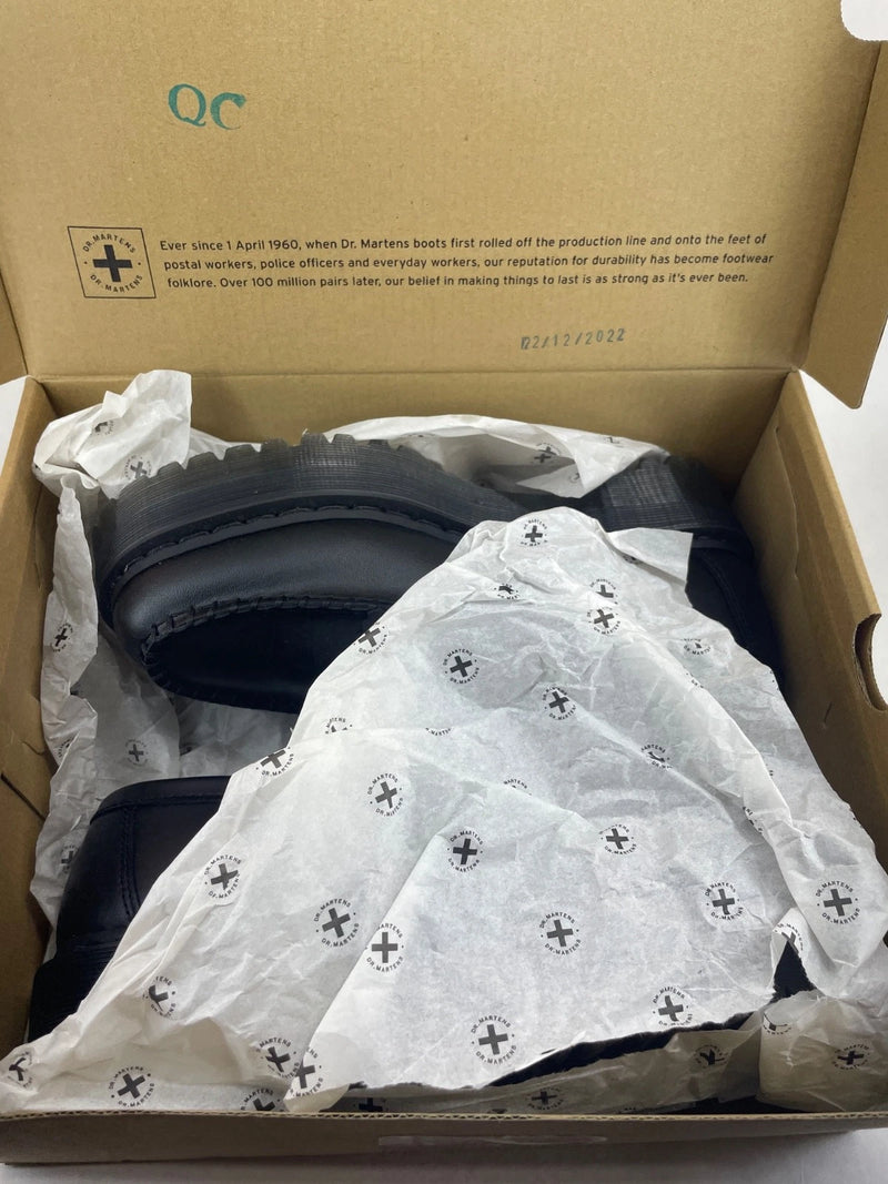 Dr. Martens Other Black Size Women 10 Man 9 unisex NWT