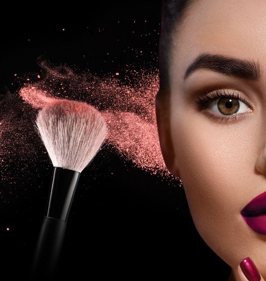 Discount cosmetics and makeup bundles up to 50% off