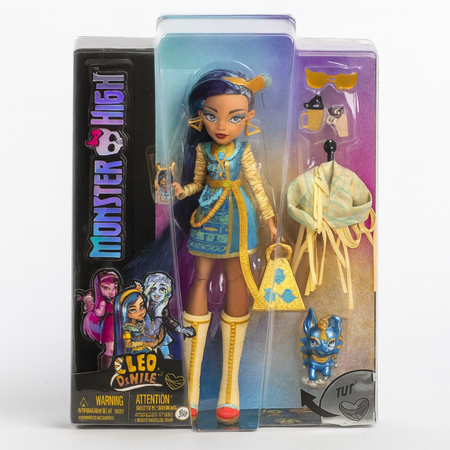 Monster High Cleo De Nile Doll with Accessories Tut Pet New