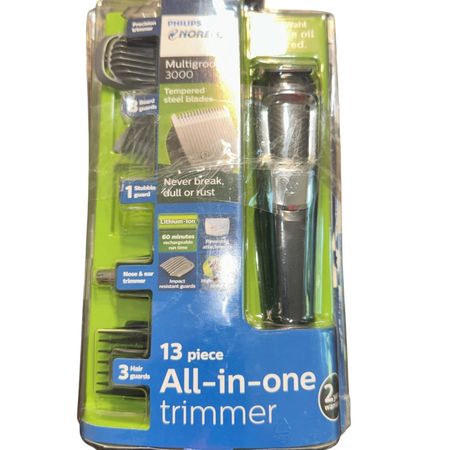 Philips Norelco Multigroom 3000 All-in-One Trimmer 13 Piece – New