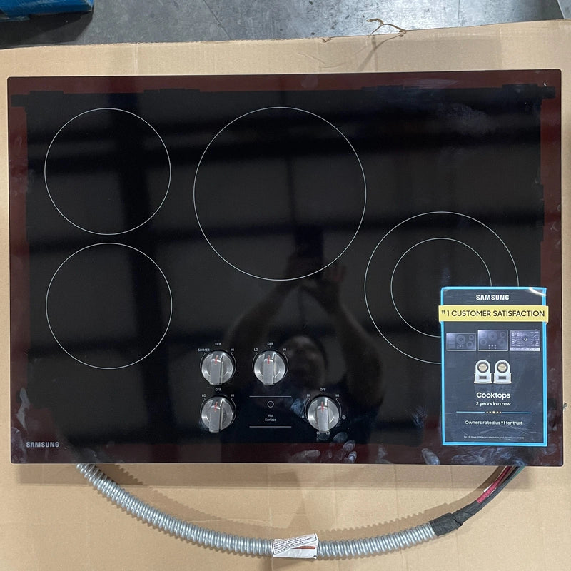 Samsung 30-in 5 burners Smooth surface Black Electric Cooktop NZ30R5330RK